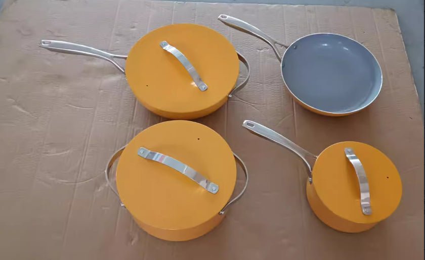Ensemble de poêle, de casserole, marmite en ceramique d'aluminum. - cuizinezen