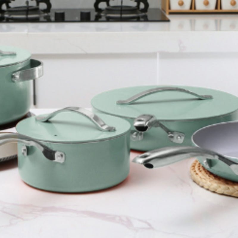 Ensemble de poêle, de casserole, marmite en ceramique d'aluminum. - cuizinezen